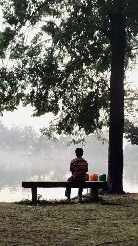 lelaki tak boleh bercerita, kecuali dengan dirinya sendiri #sadvibes #despair 