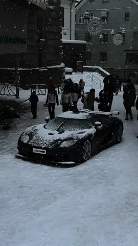 carbon can't rust🤷‍♂️ | #koenigsegg #ccxr #snow #carbon #stmoritz #knc 