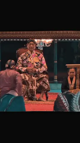 Sungkeman 🥶 #fypp #fypシ #fyppp #fypage #keratonyogyakarta #srisultanhamengkubuwono #jogja #yogjakarta 