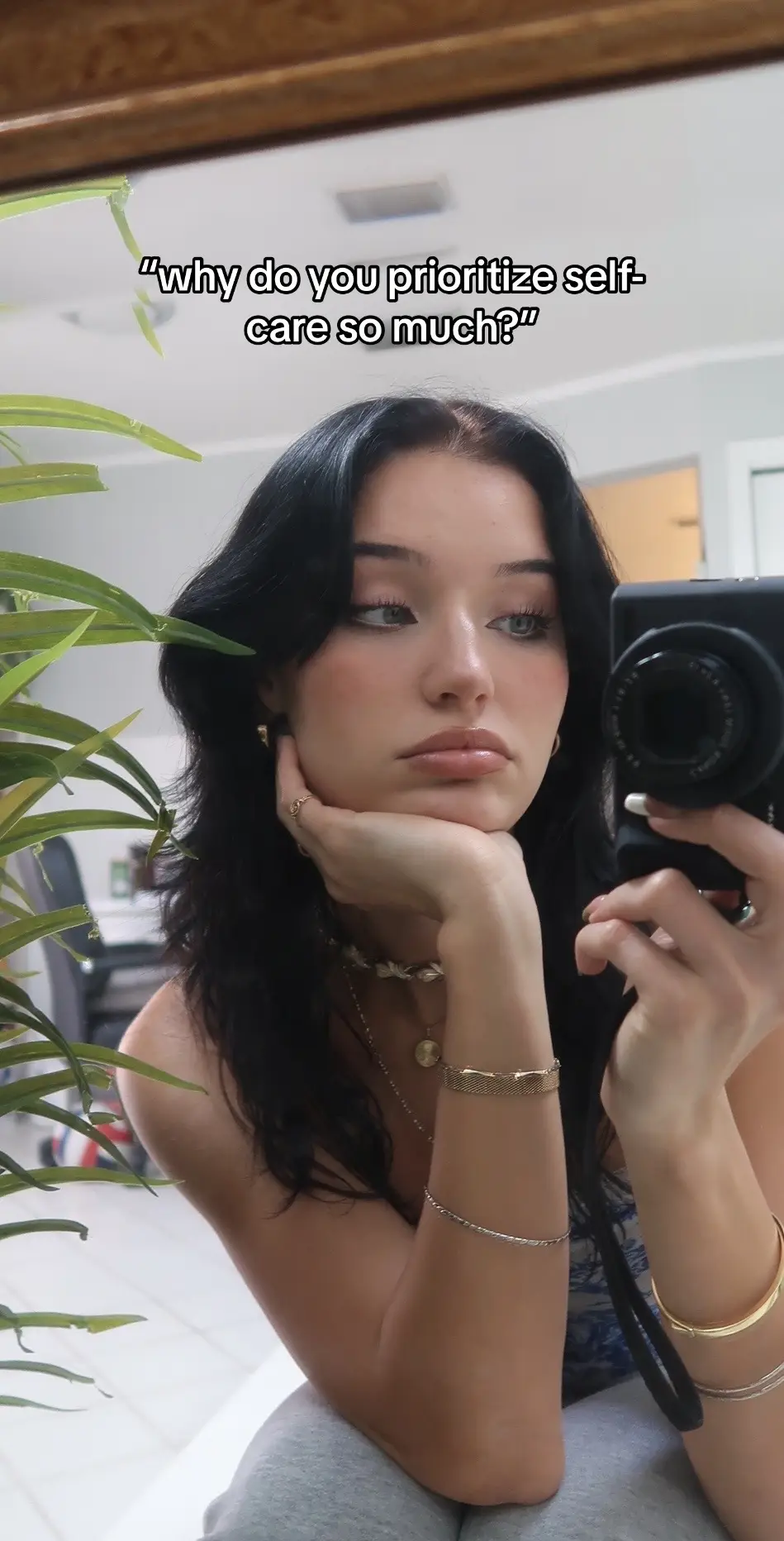 I’ve become a much more loving & happy person once i decided to show myself love too  (stole the pic from @Skye )