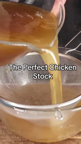 A basic chicken stock setting you up to make some delicious recipes! #stock #chickenstock #EasyRecipes #tastyuk #perfectstock #foodtiktok #chickengravy 