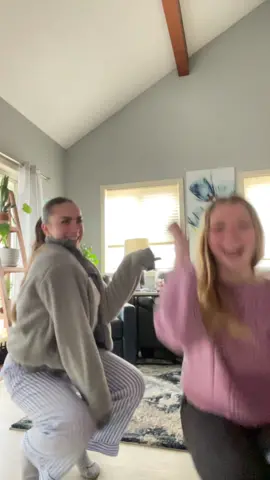 Ignore the acai stains on my pants 🫐🍓