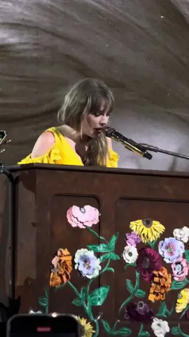 you’re losing me first time live 😭 #taylorswift #swifttok #taylorswiftfan #swifties #taylorswiftedit #TSTheErasTour #taylorsversion #theeeastourtaylorswift #yourelosingme 