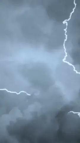 Lightning and Thunder Sound this video showcases the calming sounds of a fierce thunderstorm. Relax as the resounding thunder provides a potent and immersive experience that will transport you to a tranquil and serene state  #restfulsleep  #thunderstorm  #Thunder  #Sleepaid  #relaxingvideos   #relaxation   #asmr  #asmrsounds