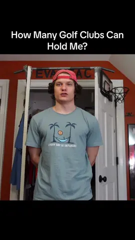 how many golf clubs can hold me?