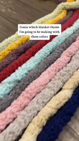 If you know, you know #fyp #fingerknitting #chunkyblankettutorial #handknitblanket #falldecor #diyhomedecor #etsycreatorco #chenilleblanket #armknitting #diycrafts #handknit 