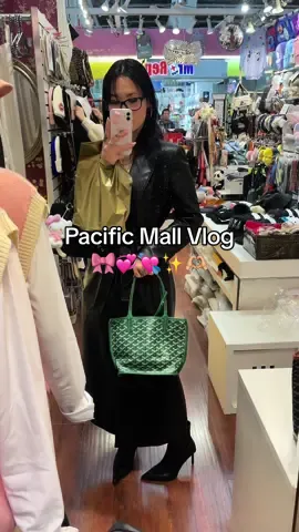 Pacific Mall Vlog part one 🛍️🥰 i love it here #fyp #mall #Vlog #kawaii #sanrio #tiktokshop #shopping #sonnyangel 