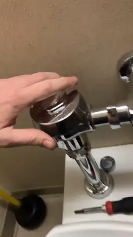 Replacing drop in diaphragm on a Sloan valve type toilet because it’s not flushing. #serviceplumber #plumbing #bluecollar #plumbinglife #maintenance #noleaks #shittersfull #smellslikemoney 