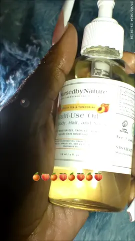 This oil smells soooooo goooood 🙄🙄🙄 very moisturizing and absorbs quickly #bodyoil #selfcaretiktok #quality #ttsacl #fypシ #BlackTikTok 