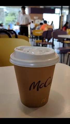 Isang mainit na kape, bago umpisahan ang trabaho na may pag pupursige ☺️☕ #serbisyongnagkakaisa🤝 #pulisngpanginoon👮👮‍♂️💞 #pulisnyopo👮‍♂️❤️ #foryourpage #gwapulismo👮🏻‍♂️ #trending #tiktok #viral #fyp #mcdonalds #mccafé 
