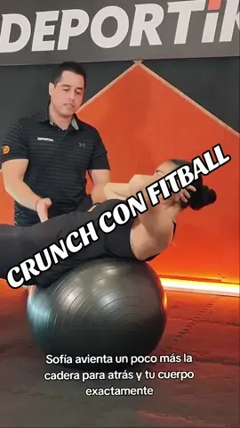 Crunch para abdomen con fitball #Fitness #gym #crunch #fitball 