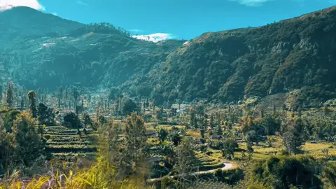 Kece nih 🤩 | #slowmo #velocity #aesthetic #fyp #mzidhan  #สปีดสโลว์ #สโลว์สมูท #OnTheFloor 