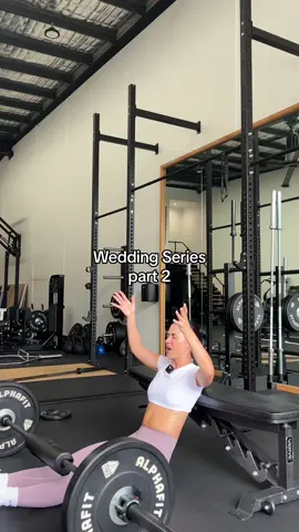 TRAIN GLUTES WITH US🍑  8 weeks to gooo👰🏻‍♀️ Do you want the full workout? ⬇️ @MOVE WITH US @csb 