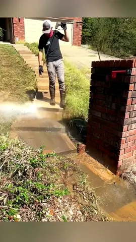 Cleaning#viralvideo #cleanmoss #garden #cleaninggarden #satifyingvideo #pressurewashing #pressurecleaning #exteriorcleaning #wash #cleaning #satify 