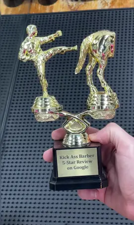 Hey guys KICK a.. your barber 😎 💈 #CleanTok #cleantop #barbers #satisfying #fyp #fypシ #viral #explore 