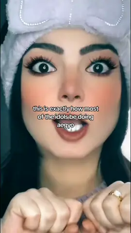 the fact that she is a grown ahh adult 💀 #howkpopidols #aegyo #cringe #kpopidolsaegyo #grownpeople #skzanti #pstzen #fypage 