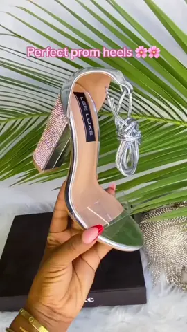 Class of 2024 we here to serve you 🌸🌸 Use number on bio to order #leeluxeshoes #southafrica #trendyheels #matricdance 