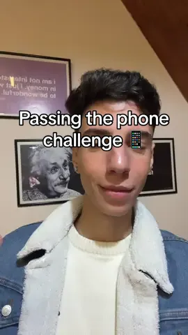 Passing the phone SAO Edition 😼#foryou #fyp #tiktok #morocco #maroc #xyzbca #foryoupage #foru #foryourpage #fy #alakhawaynuniversity  #studentactivities #maroc #viral #interviews #الشعب_الصيني_ماله_حل😂😂 #passingthephone 