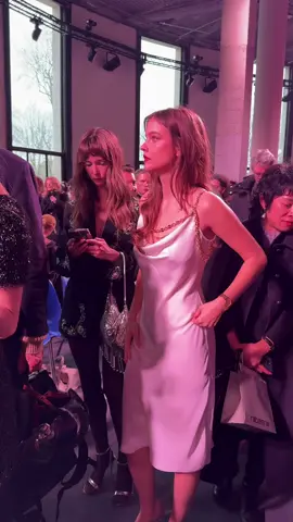 #barbarapalvin #rabanne #pacorabanne #pfw #TikTokFashion #fashionweek 