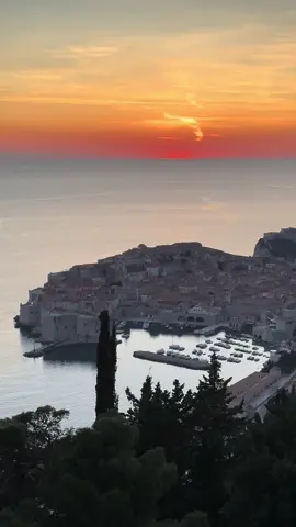 🫠 #dubrovnik #oliverdragojevic 