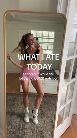 #whatiatetoday ft my favourite #probiotics @Just Thrive linked in my bio - you can use code “thefitfatale” for discount  #CapCut #diecountcode #wieiad #8020nutrition 