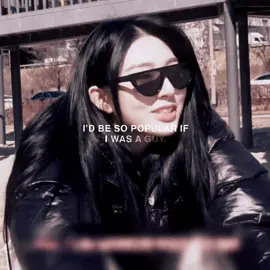 this is my girlfriend we have been together for almost a year pls support us thx🩷🩷🩷🩷 #xinyu #tripleS #xinyuedit 