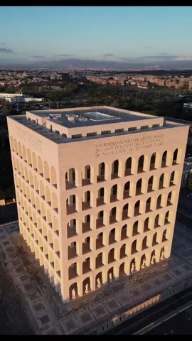 📍EUR-Palazzo Della Civilta Italiana  #Roma#architecture#viralvideo#videomaker#dronevideo#dji#perte 