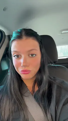 Let me know what you guys think ☺️ #trending #tiktok #fyp 