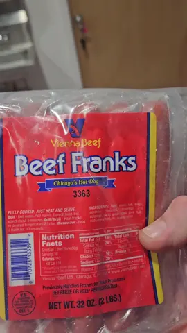 my first Chicago dog #Chicago #chicagostyle  #chicagodog #viennabeef #hotdog #nj #hotdogguy #chrisredhots #fyp
