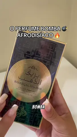 PERFUME ÁRABE MASCULINO 🐫  BAREEQ AL WATANIAH  100ml 299,90 em até 12x As notas de topo são: Açafrão, Rosa e Pimenta. As notas de coração são: Agarwood (Oud), Caramelo, Patchouli e Notas Florais. As notas de fundo são: Incenso, Âmbar, Notas Amadeiradas e Almíscar. Enviamos para todo o Brasil 🇧🇷  Link de compra na Bio  #perfumasculino #perfumearabe #bareeq #alwataniah 