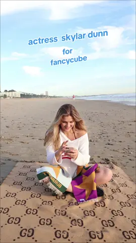 #fancycube @FancyCube USA #leeclower #skylardunn 