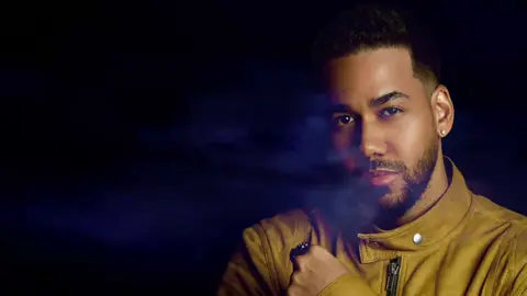 La Tormenta - Aventura #aventura #latormenta #romeosantos #romeotheking👑👑👑 #reydelabachata #bachata #musicaparadedicar #djzona #letrasdecanciones🎧🎶 #2009 