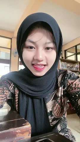 Gabut di perpus #fypbang 