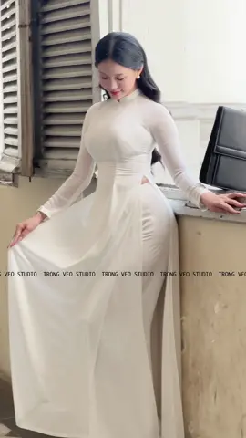Một người đứng từ xa chờ anh về 🥰😍 #nghiatruongphotos #trongveostudio 