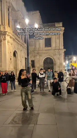 I don’t think they were expecting this 😩 how did I do? #spain #dance #streetdance #dancing #fyp #foryou 