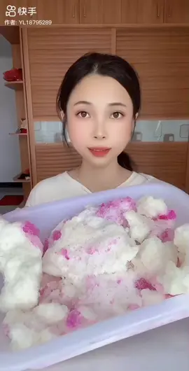 #freezerfrost #iceeatingasmr #crunchyice #iceeating #eatingsounds #asmrsounds #asmreating #iceasmr #shavedice #asmr #ice #satisfying #satisfyingvideo #matchaice #icelover #fyp #onlybites 