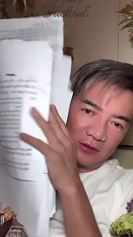 Chăm chỉ học bài chờ tới ngày diễn liveshow Ngày em thắp sao trời đây các tình iu ơi #damvinhhung #mrdam #bolero #mrdamshow #ngayemthapsaotroi #vietvoiceentertainment 