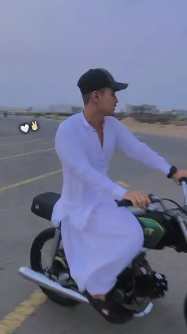 JANAN 🤍🔥✌🏻#🖤ak107🤍 #itxkhanzada91 #foryou #typ #fyp #unfrezzmyaccount @TikTok for Business @💸𒆜🅻🅾ف🅰🆁𒆜💸 @❤️🥀ZOHAIB❤️🥀 