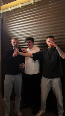 Club umfrage (kein übergeben nur wasser) #party #club #geburtstag #feiern 