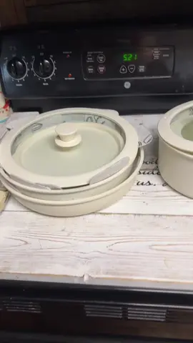 I love these! Runn and get them! So easy to clean! #storageorganization #kitchengadgets #pots#thebest #MomsofTikTok #easycooking #CleanTok #cleaning #sahm 