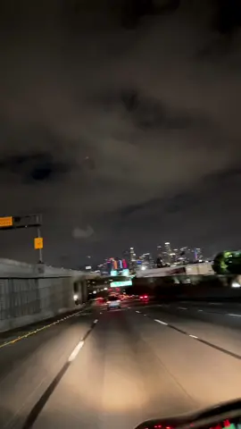 City View at night downtown LA #losangeles #losangelescalifornia #citylife #cityview #viralvideos #foryoupage #unitedstatesofamerica 