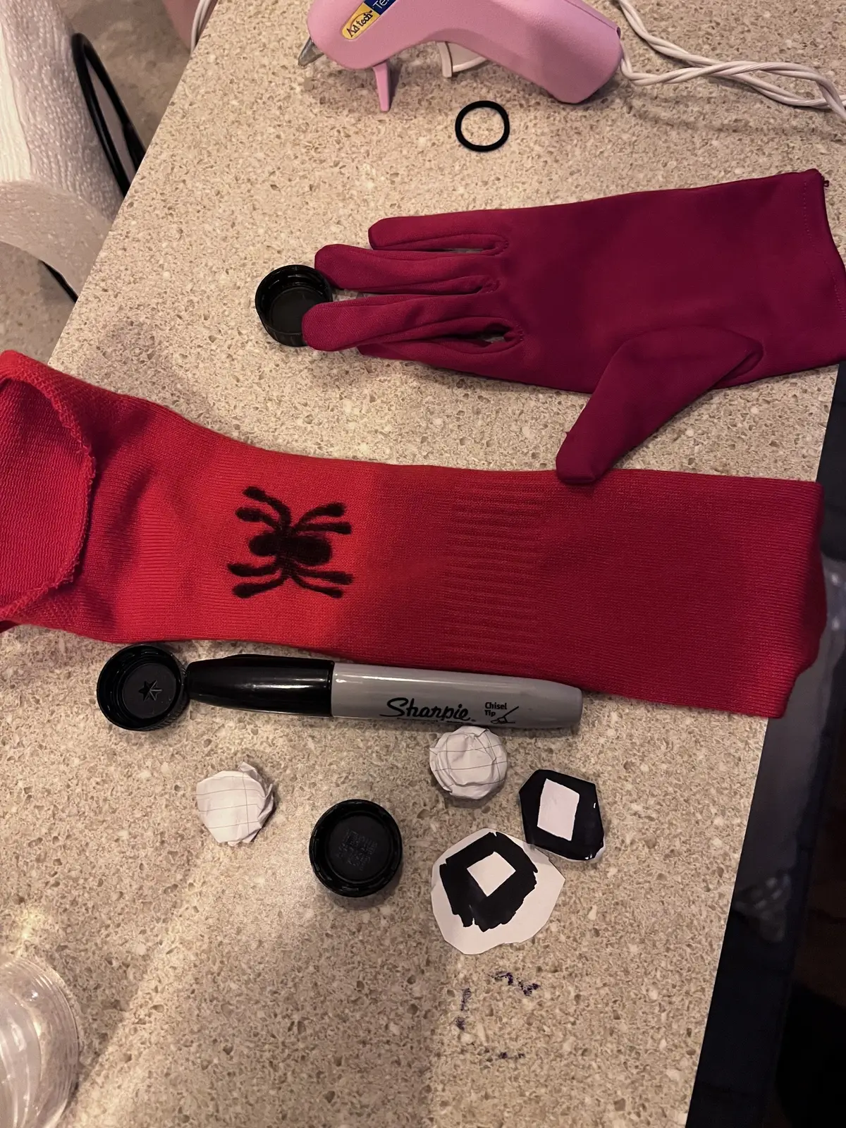 Got inspired to finally finish this watching #spidermanhomecoming tonight #thespiderhand #makingpuppets 