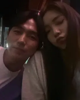 just realized that Lim Seul Ong is the guy on the vid , when Bibs and Heeryung watched football (?) 🤣 anw, stream 