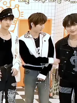 The way all the members look at Sunoo 👀❤️ #allsunoo #sunooharem #reverseharem #enhypen #heeseung #jay #jake #sunghoon #sunoo #jungwon #ni_ki #sungsun #sunsun #jaynoo #sunjay #heesun #jakenoo #sunjake #sunwon #sunki #theway #lookatyou #lookatme #fallinlove #fallguys #fyp #fypシ #bl #boyslove #bf #boyfriend #zyxcba #zyxcbaシ 