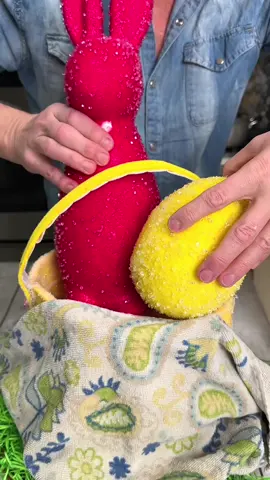 Easter & Spring DIY table idea #easter #spring #DIY #fyp #foryou #decor #centerpiece #foryourpage #longvideos #longervideos #longervideo #crystals #borax #tablediy #easydiy 
