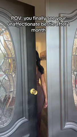 9 years of friendship and I don’t think we’ve ever hugged #fyp #foryou #friends 