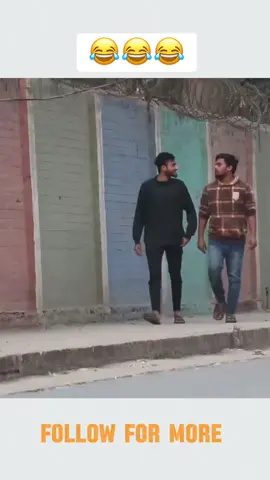 Part 1| Pressure horn prank 😂🤣 #funny #prank #newtalentpranks #foryou #fyb #grow #account #viral #viraltiktok #viralvideo #foryoupage #pranks #prankster #pakistaniprank #drinkprank #😂 #pressurehorn #trackhornprank #pressurehornprank 