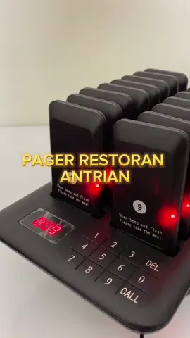 PAGER RESTORAN ANTRIAN WIRELESS✨ Siapa yang disini masih kesusahan buat manggil customer saat pesanan sudah jadii?!!😱 SINI SINI MENDING SEKARANG PAKAI INI AJA BAKALAN LEBIH MUDAHH!! Spesifikasi :  - Memudahkan dan meminimalisir antrian - Mampu bertahan 20 jam - Dapat terhubung hingga 998 pager - Sudah dilengkapi suara dan getaran