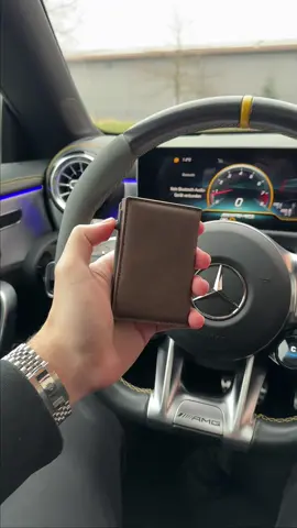 Proteggi le tue carte con stile 🤵🏻#portafoglio #walletboutique 