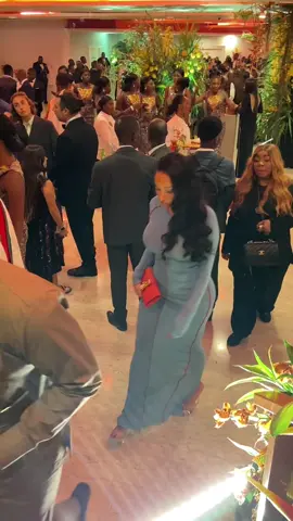 Bilou Na Demdem, madame GIMS au diner gala Children Of Africa #demdem #gims #childrenofafrica #rolyvanprod #africanbeauty 